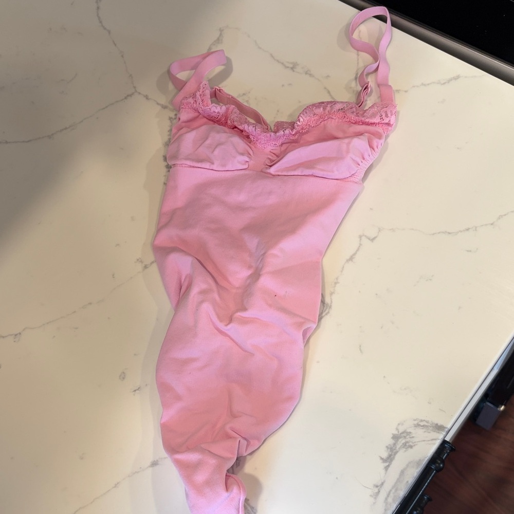 Skims Pink Lace-Trim Women's Slip Bodysuit Large